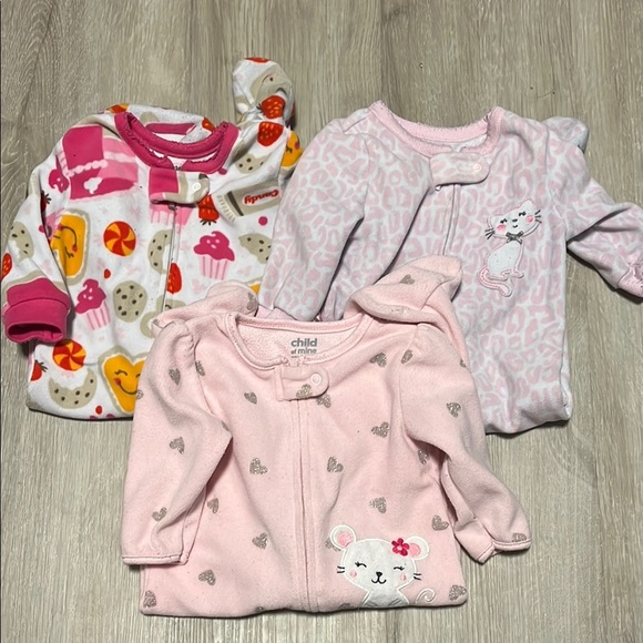 3/$20 Child of Mine Baby Sleepers Set - Picture 1 of 1